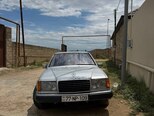 Mercedes 200 E-1
