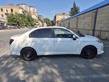 Toyota Corolla Axio-5