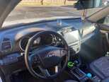 Kia Sorento-13
