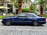 Mercedes E 230-4