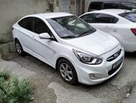 Hyundai Accent-5