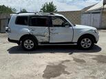 Mitsubishi Pajero-5