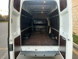 Ford Transit-15