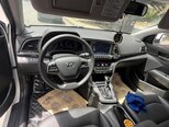 Hyundai Elantra-6