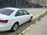 Hyundai Sonata-5