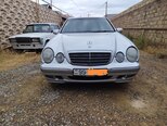 Mercedes E 220-2