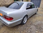 Mercedes E 220-8