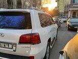 Lexus LX 570-3