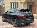 Porsche Cayenne Turbo-5