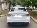 Hyundai Sonata-2