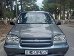 Chevrolet Niva-1
