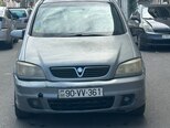 Opel Zafira-1