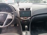 Hyundai Accent-10