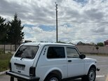 LADA (VAZ) Niva-8