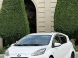 Toyota Aqua-2