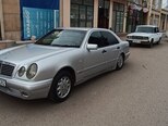 Mercedes E 220-8
