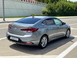 Hyundai Elantra-7