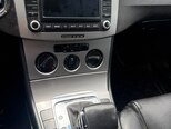 Volkswagen Passat-10