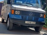 Mercedes 208 D-12
