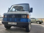 Mercedes 208 D-10