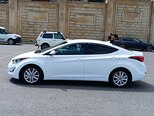 Hyundai Elantra-9