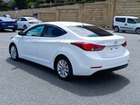 Hyundai Elantra-8