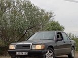 Mercedes 190-1