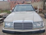 Mercedes 250 D-1