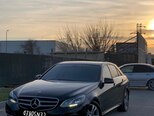 Mercedes E 220-2