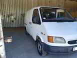 Ford Transit-17