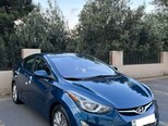 Hyundai Elantra-4