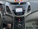 Hyundai Elantra-15