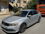 Volkswagen Jetta-2