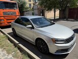 Volkswagen Jetta-3