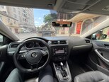 Volkswagen Jetta-6