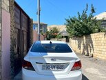Hyundai Accent-2