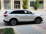 Kia Sorento-4