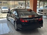 Toyota Camry-13