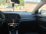 Hyundai Elantra-11
