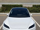 Tesla Model 3-1