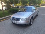 Volkswagen Passat-1