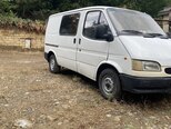 Ford Transit-6