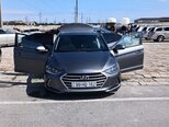 Hyundai Elantra-2