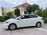 Hyundai Accent-2