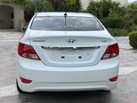 Hyundai Accent-5