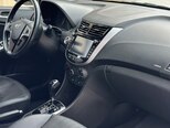 Hyundai Accent-7