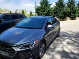 Hyundai Elantra-11