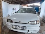 Hyundai Accent-2