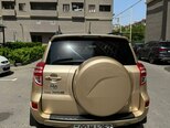 Toyota RAV4-9