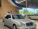 Mercedes E 240-3